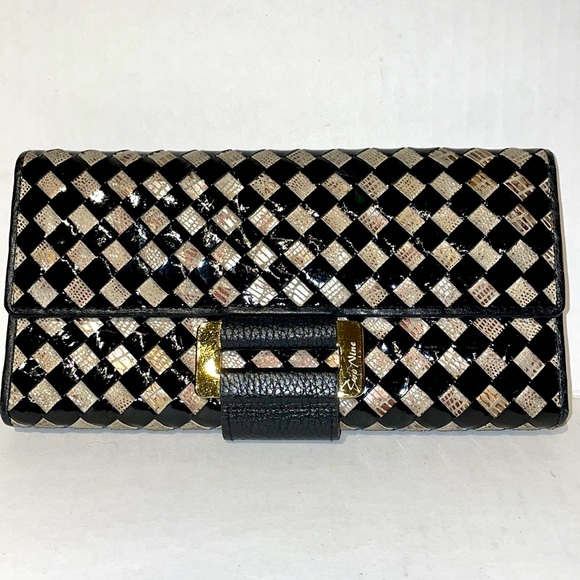 two nine Handbags - NWOT High quality Leather wallet